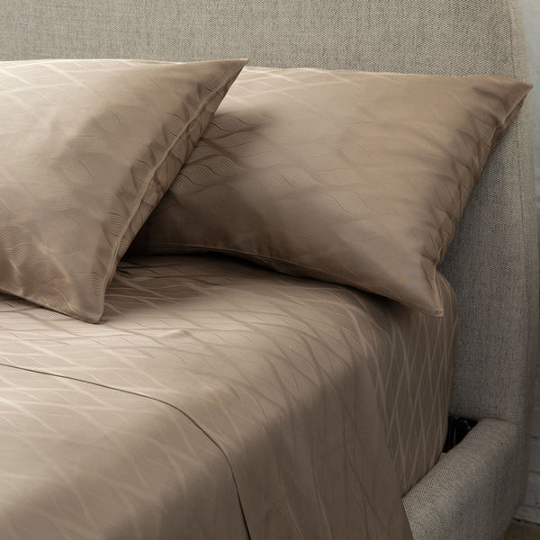 Caribou_Drift_bedroom_sheet_1